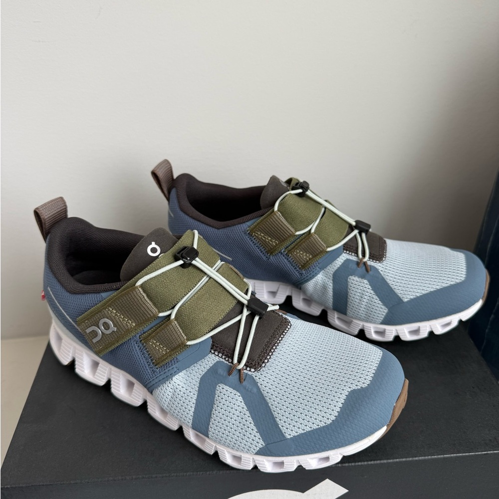 On Cloud Running Women’s Nexus Shoes